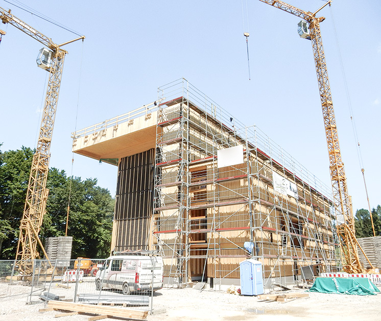 Objektbau in Holzbau, Kletterhalle in Weyarn