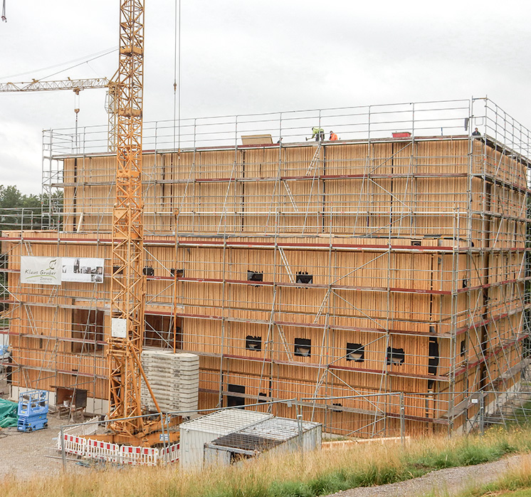 Montage des Objektbau in Holzbau, Kletterhalle in Weyarn